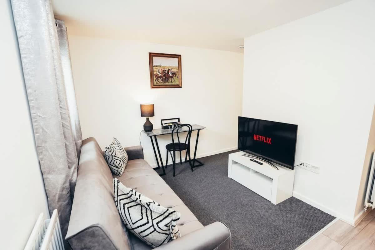 Snug 1Br Apt, Self Check In, Parking, By Derbnb Hilton  Bagian luar foto